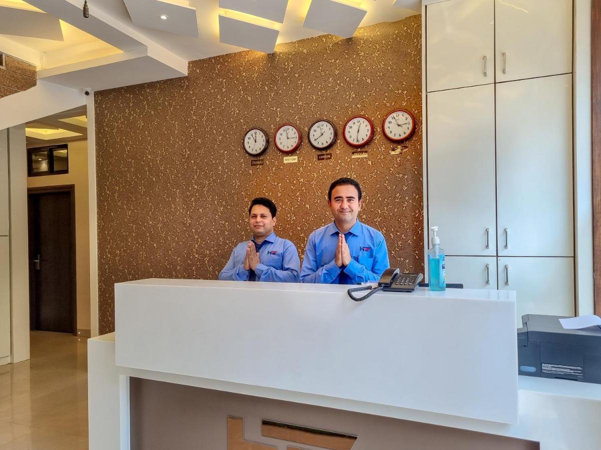 Hotel Empire - Near Mumbai International Airport Екстериор снимка