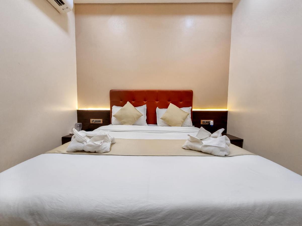 Hotel Empire - Near Mumbai International Airport Екстериор снимка
