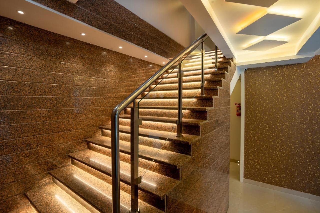 Hotel Empire - Near Mumbai International Airport Екстериор снимка
